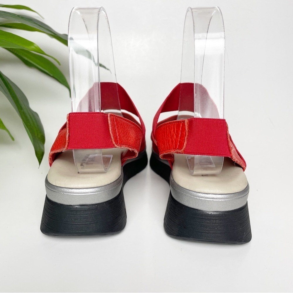 The Flexx Red Leather Two Band Wedge Sandal 5.5 - Picture 8 of 12